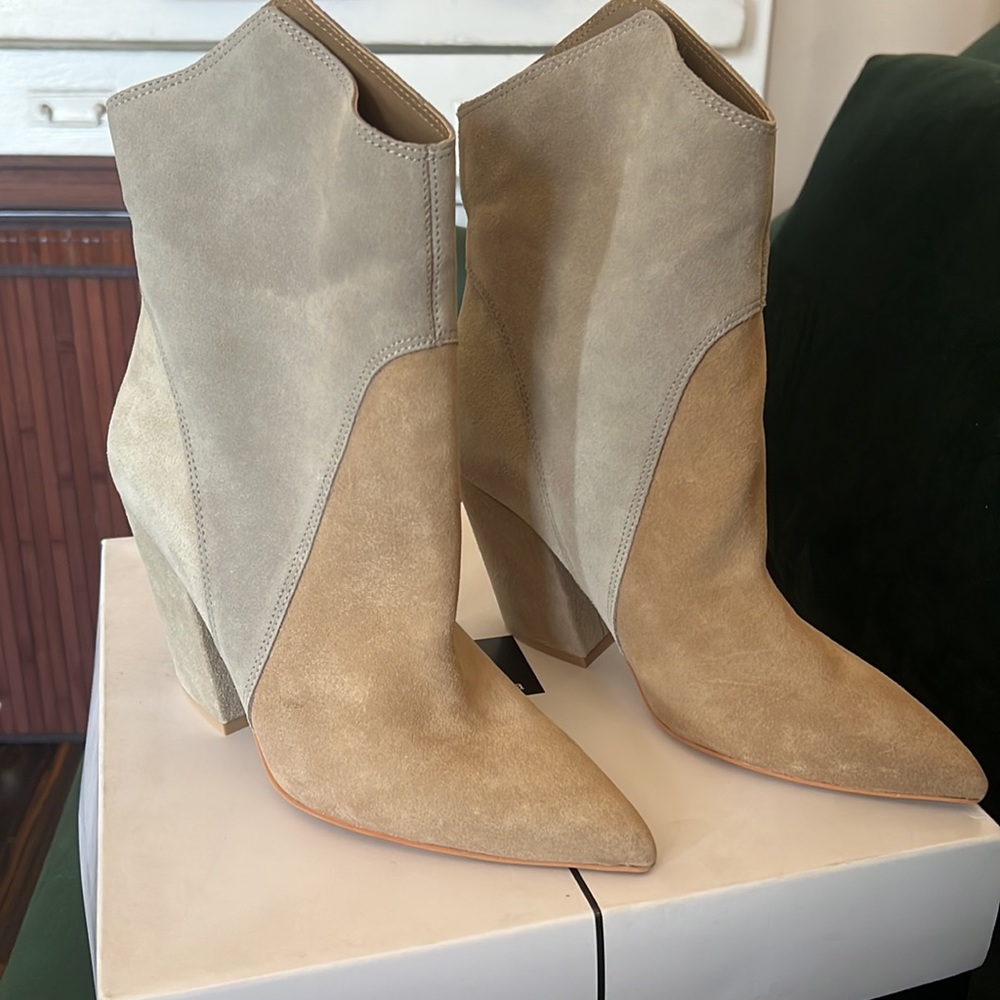 Dolce Vita Nestly boots size 7.5. NIB